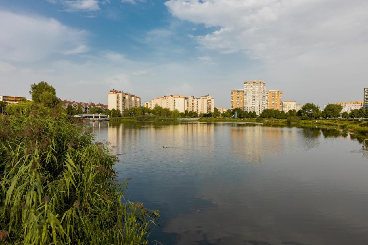 Lakeview Apartment Kapelanow Armii Krajowej By Noclegi Renters Warsaw Exterior photo