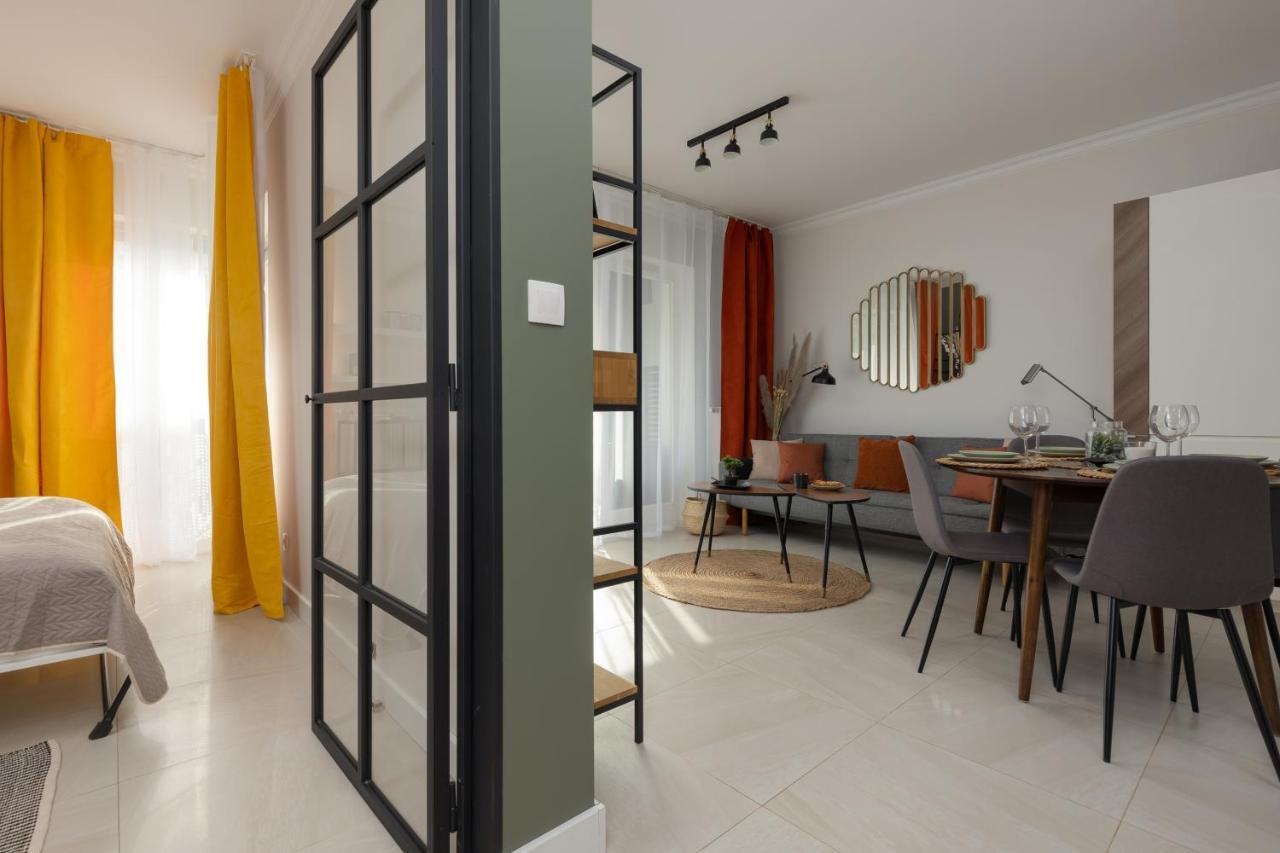 Lakeview Apartment Kapelanow Armii Krajowej By Noclegi Renters Warsaw Exterior photo